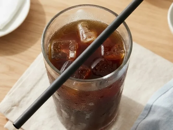 Can I Have Iced Coffee After Tooth Extraction? The Straw, the Sugar, and What the Cold Actually Does